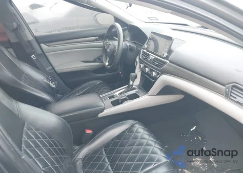 2020 Honda Accord Lx z USA, uszkodzony, nr VIN 1HGCV1F1XLA074255